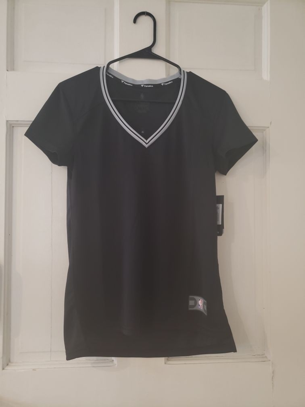 Fanatics Black Short Sleeve V-Neck Top with White Trim